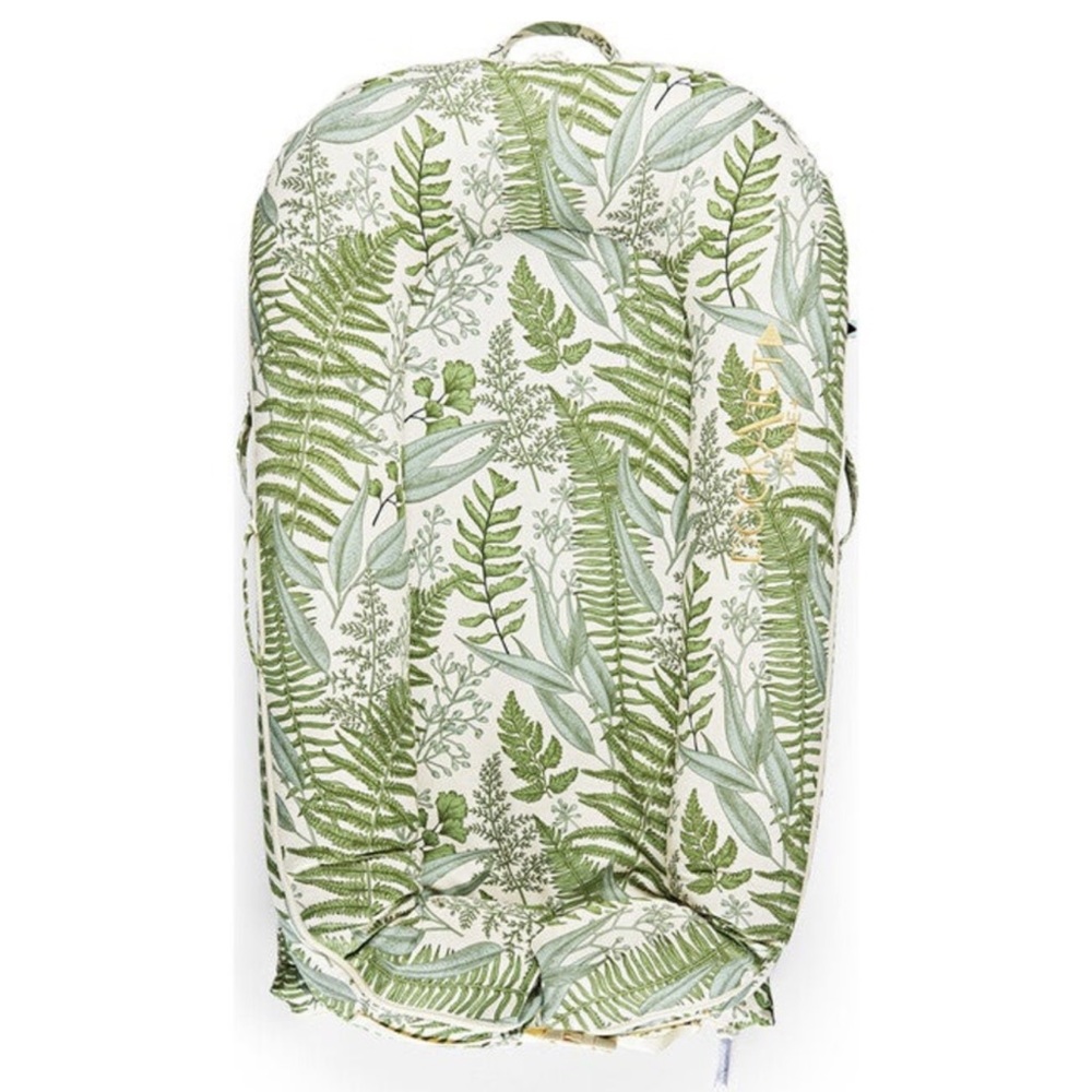 ISO- DockATot Deluxe Covers